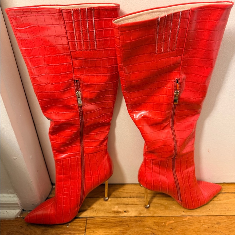 Red high heels boot